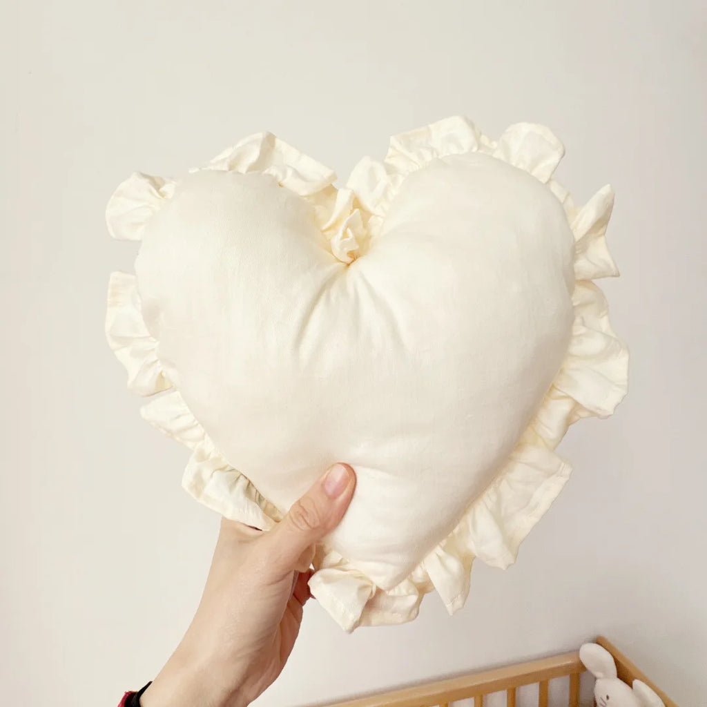 Personalized Customized Lovely Heart Cushion Pillows Ruffled Love Heart Shape Sofa Cushion Pillow Kids Room Baby Shower Gifts