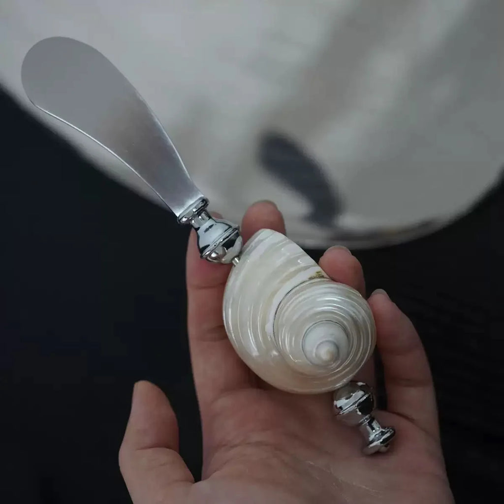Natural Conch Shell Handle Fork Spoon Knife Stainless Steel Seashell Flatware Dessert Spoon Dinner Knife Salad Fork Dinnerware