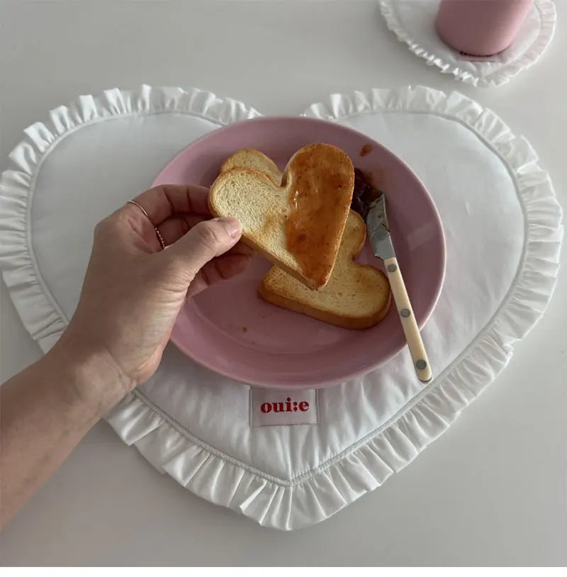 42x32cm Loving Heart Shape Napkin Pleat Edge Design Kitchen Desktop Mat Food Background Cloth Napkin Multi Color