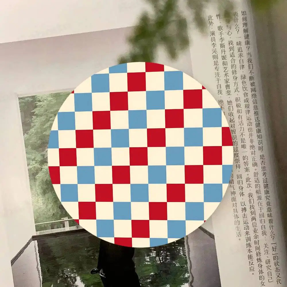 Checkered pattern Wooden Coaster  Suitable For Restaurants And Coffee Shops Easy To Wash And Clean