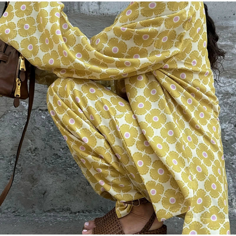 Vacation Geometric Printed Loose Pants Set