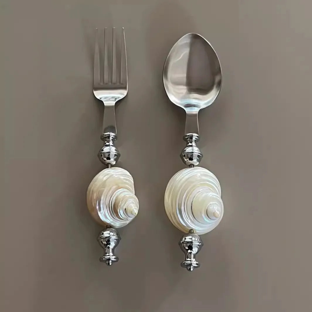 Natural Conch Shell Handle Fork Spoon Knife Stainless Steel Seashell Flatware Dessert Spoon Dinner Knife Salad Fork Dinnerware