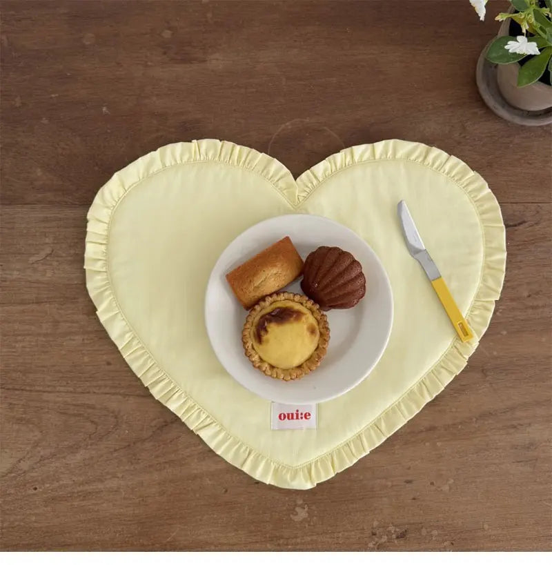42x32cm Loving Heart Shape Napkin Pleat Edge Design Kitchen Desktop Mat Food Background Cloth Napkin Multi Color