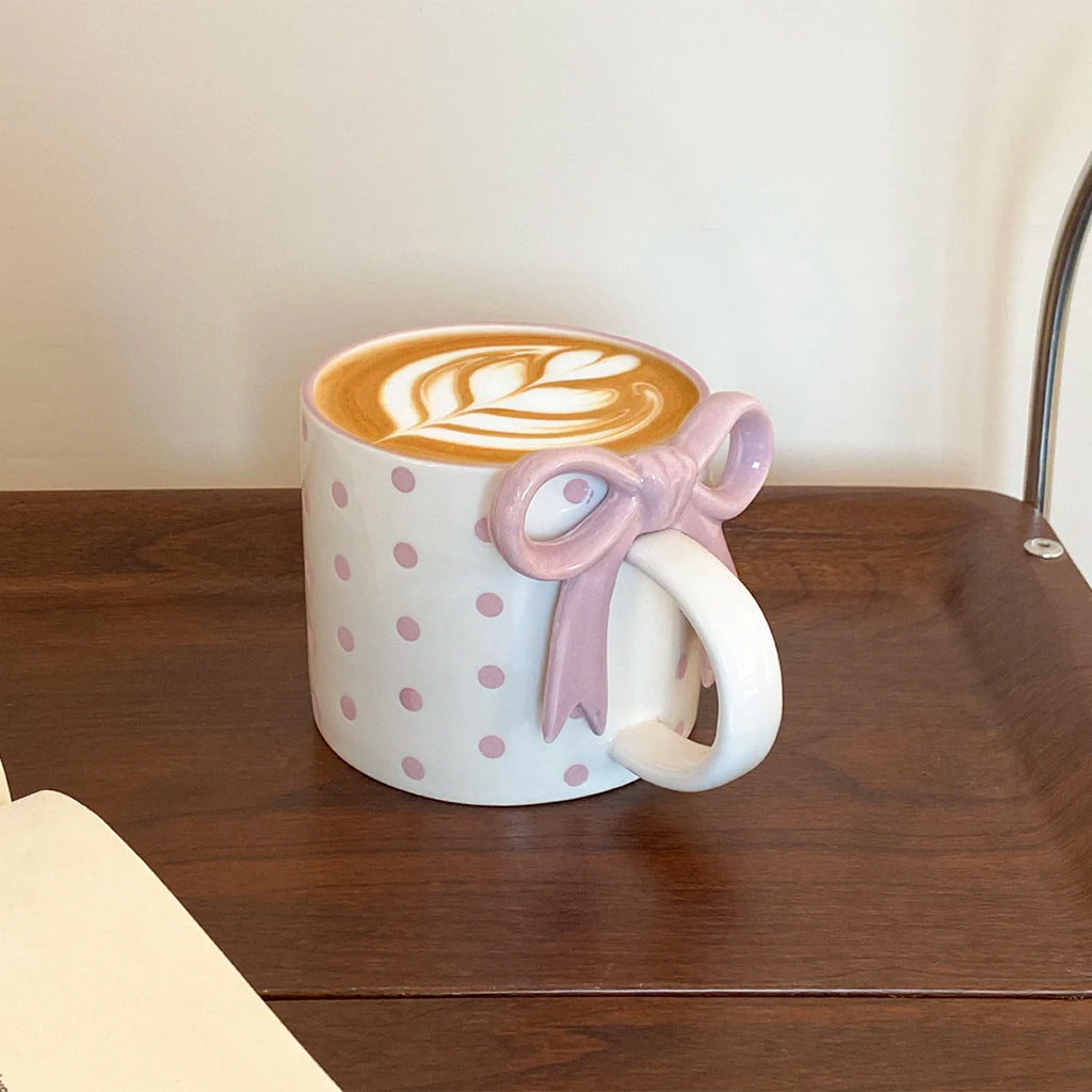 1Pc Ceramic Mug with Bowknot Handle and Heart Design, Creative Bowknot Handle Design with Checkerboard Pattern, Suitable for Home Decoration, Daily Household Use, Breakfast Milk, Afternoon Tea Coffee, Latte Art Cup for Coffee