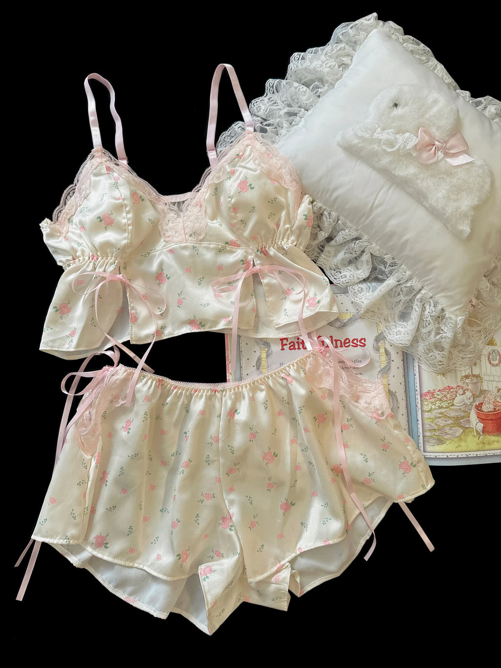 Moonflower Sleep Set With Chest Pad