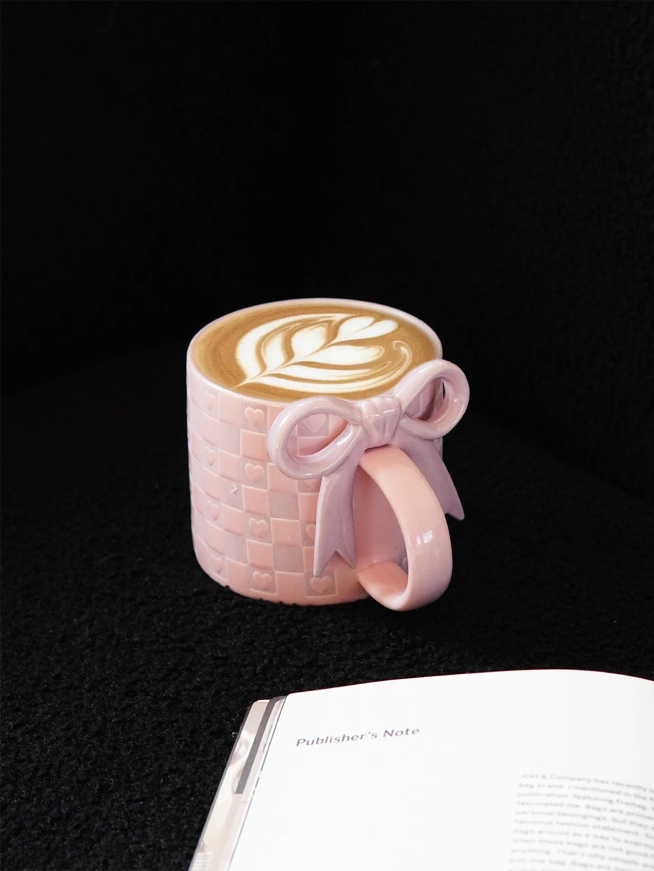 1Pc Ceramic Mug with Bowknot Handle and Heart Design, Creative Bowknot Handle Design with Checkerboard Pattern, Suitable for Home Decoration, Daily Household Use, Breakfast Milk, Afternoon Tea Coffee, Latte Art Cup for Coffee