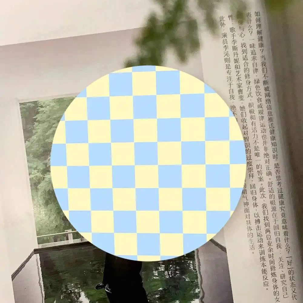 Checkered pattern Wooden Coaster  Suitable For Restaurants And Coffee Shops Easy To Wash And Clean