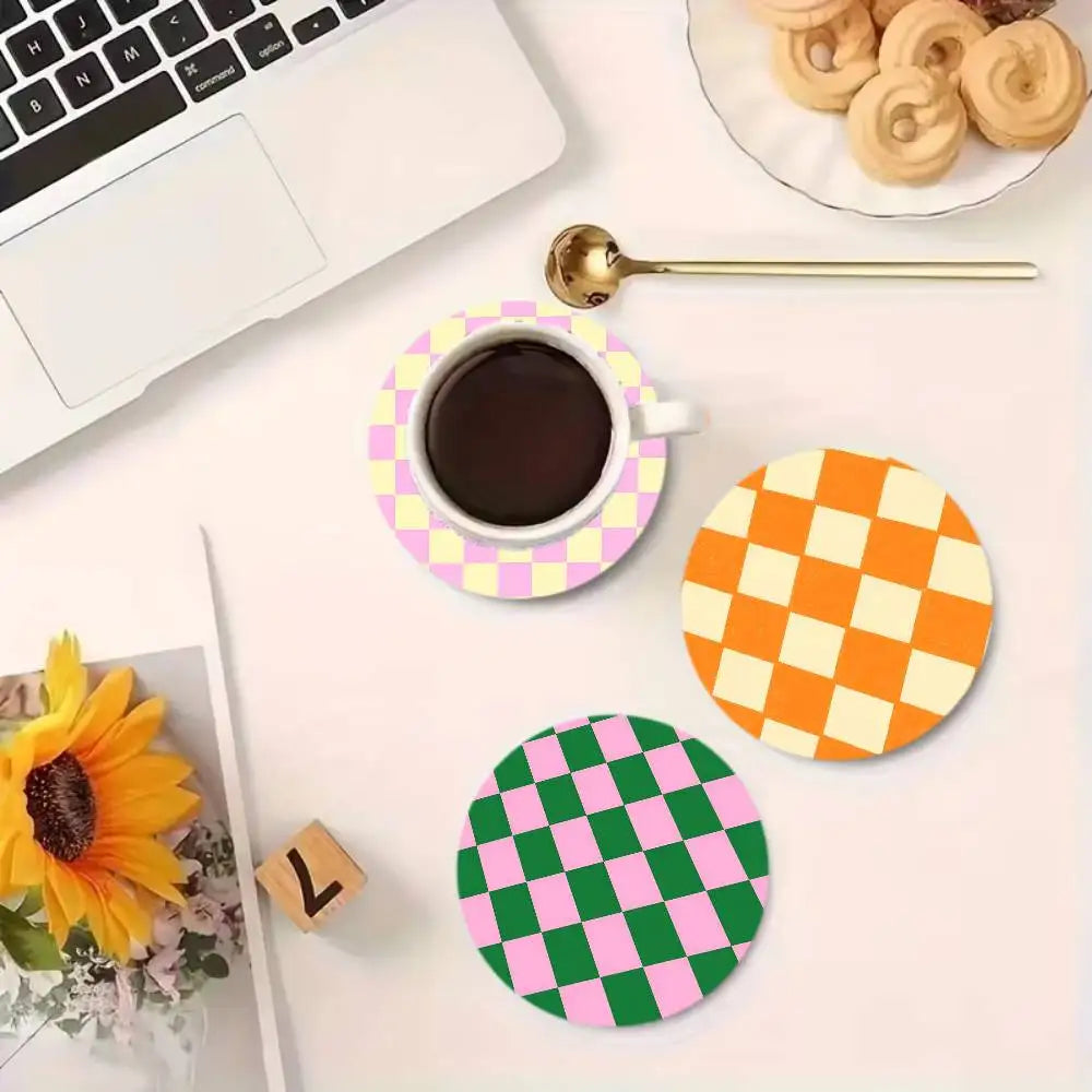 Checkered pattern Wooden Coaster  Suitable For Restaurants And Coffee Shops Easy To Wash And Clean